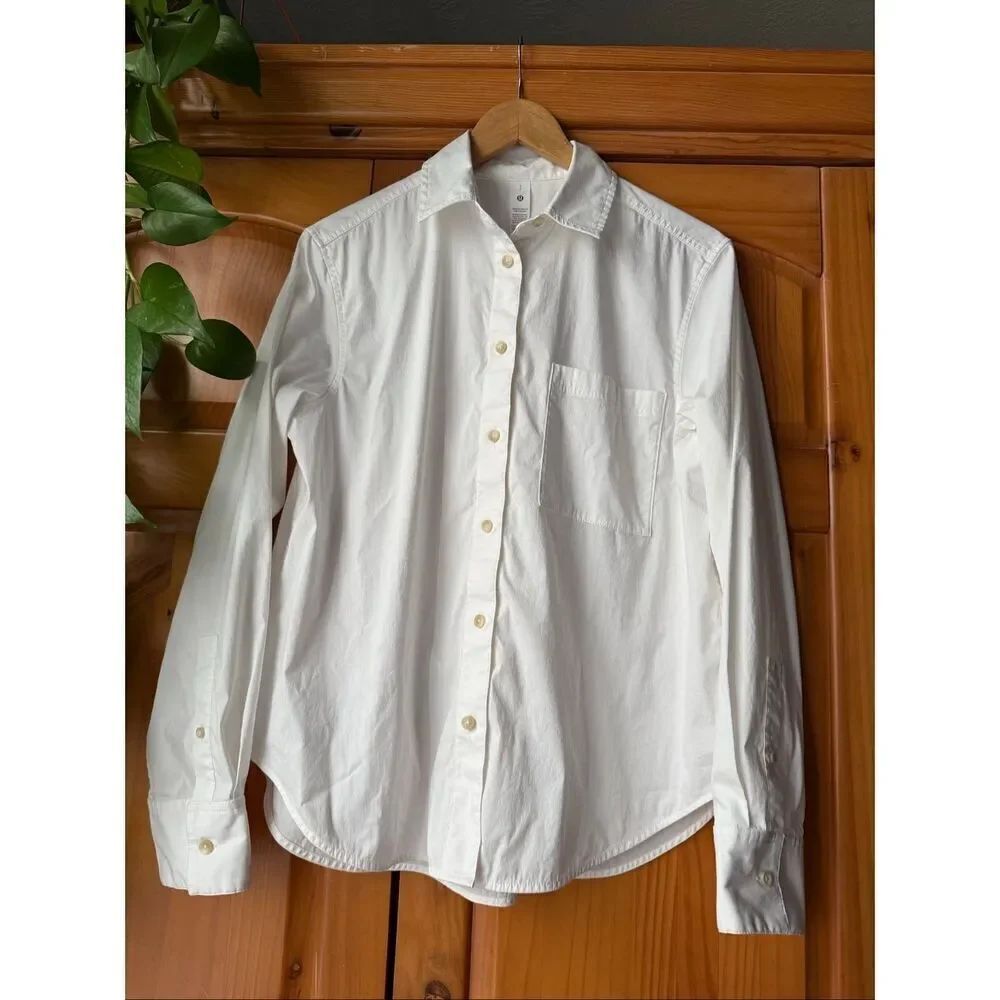 Lululemon Men’s White Stretch Button-Down Shirt | Size Smal